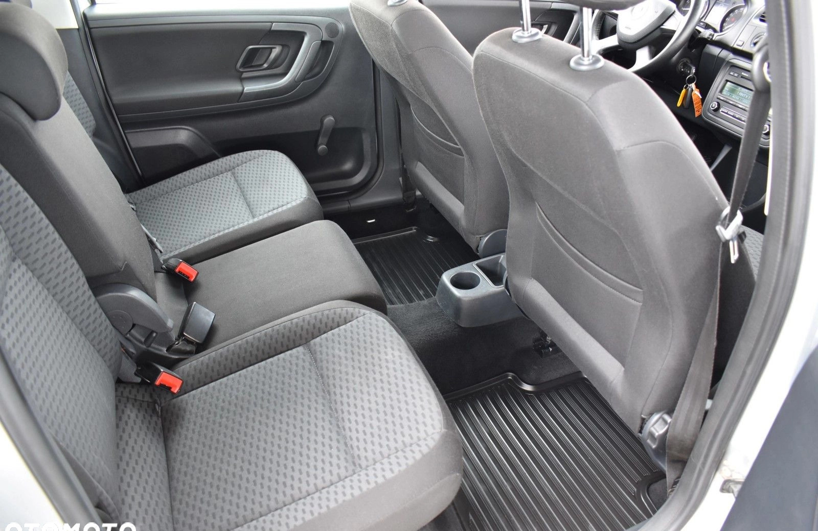 Skoda Roomster cena 29900 przebieg: 93262, rok produkcji 2013 z Poznań małe 562